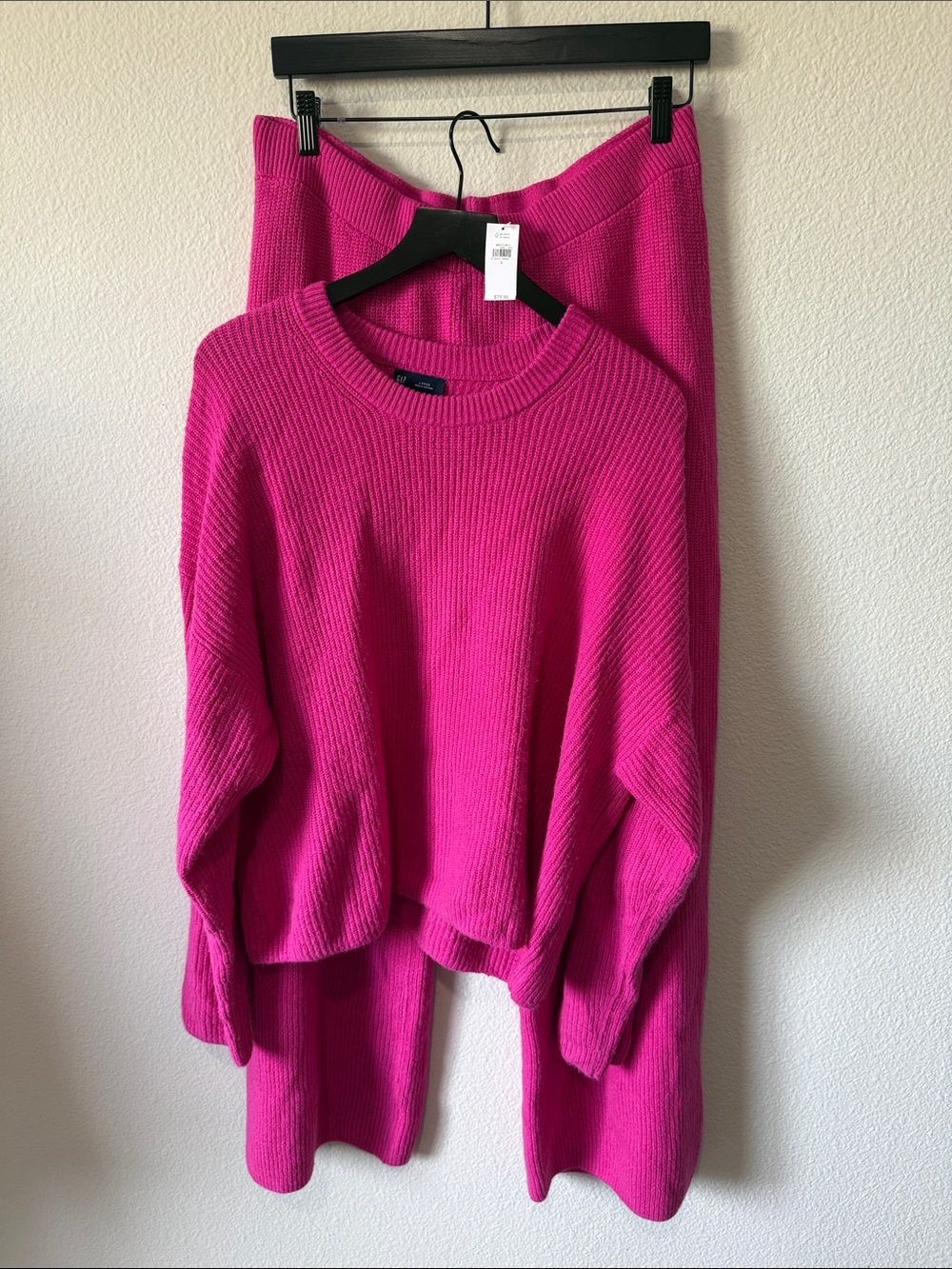 GAP Hot Pink Knit Sweater and Pants Set